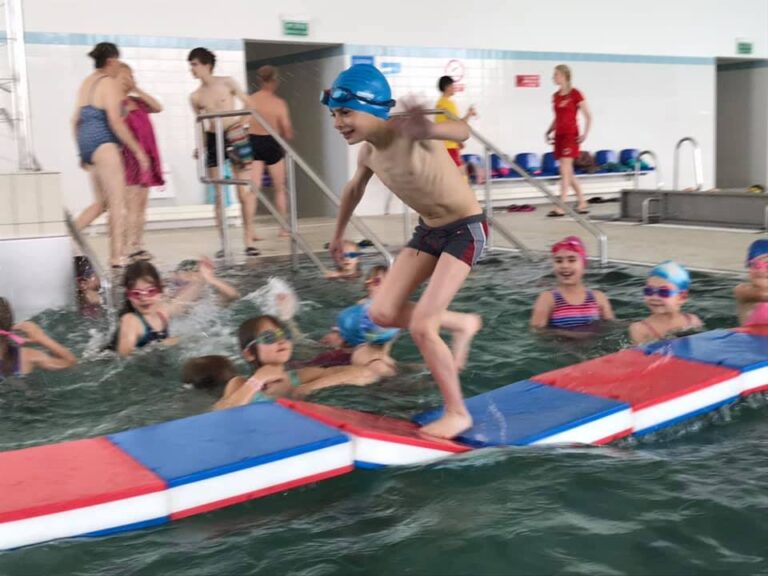 półkolonie toruń dla dzieci i młodzieży aqua aga